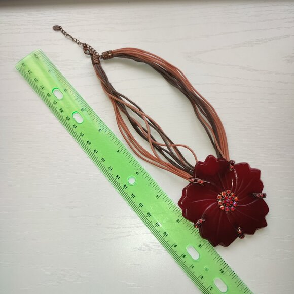 Red Flower Necklace Bohemian Boho Academia Statement Base of the Neck Vintage - Picture 2 of 8